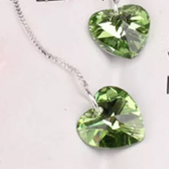 NEW!๐๐PERIDOT๐GREEN๐HEART๐DROP๐THREADERS๐๐ - Picture 5 of 7